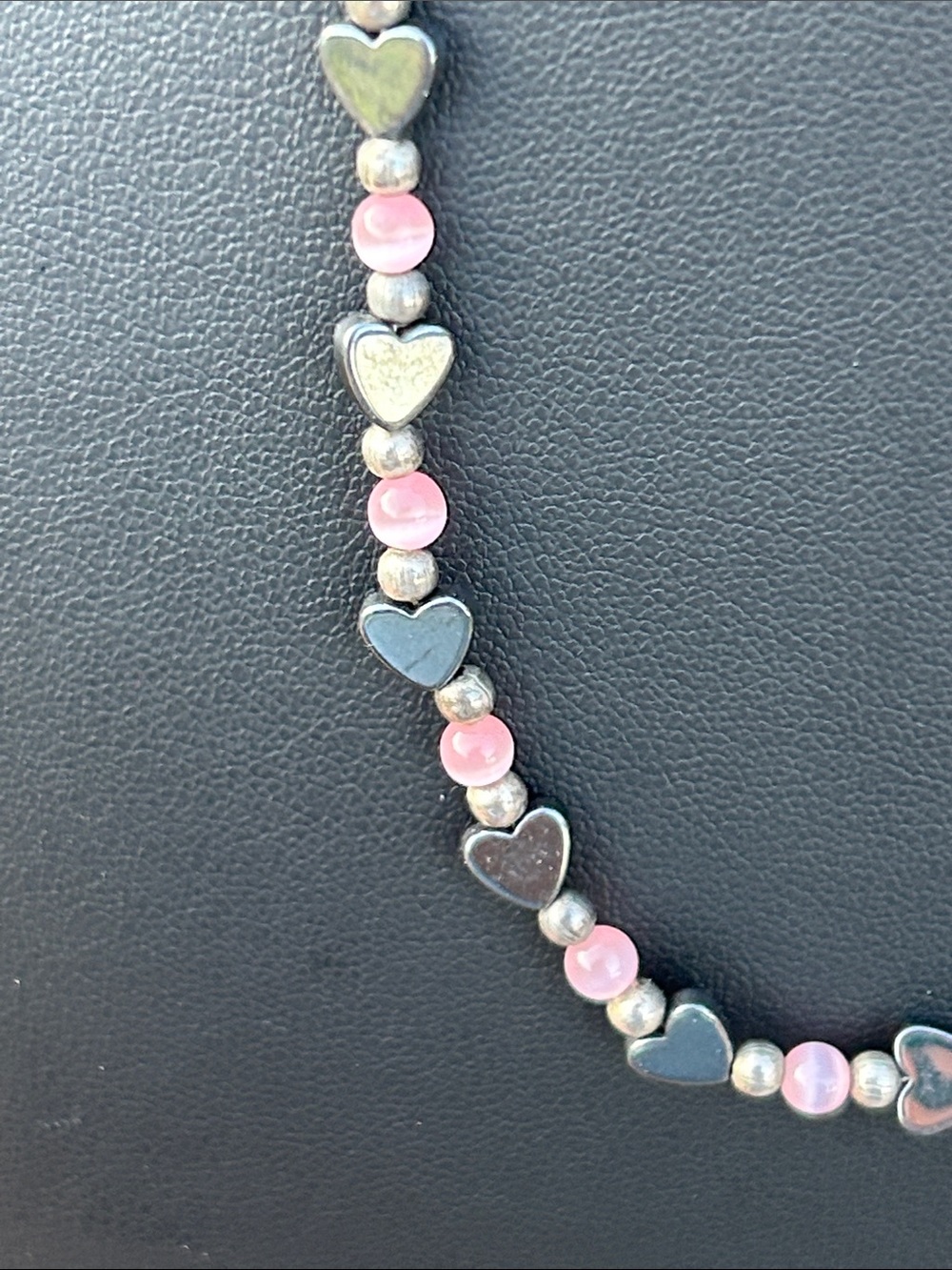 Vintage Pink Cats Eye and Hematite Heart Bead Necklace - Picture 5 of 8